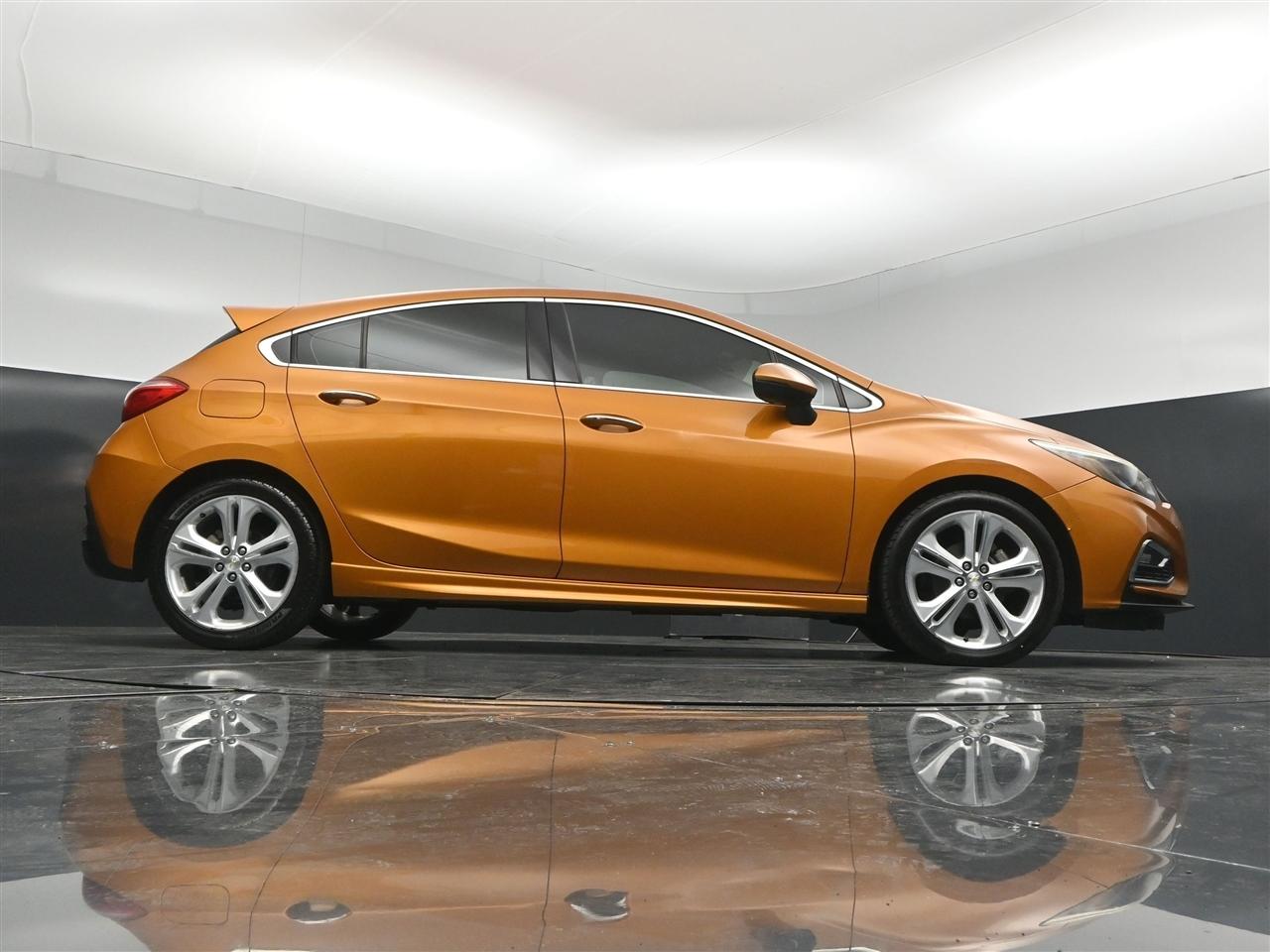 Chevrolet Cruze Premier Hatchback 2017
