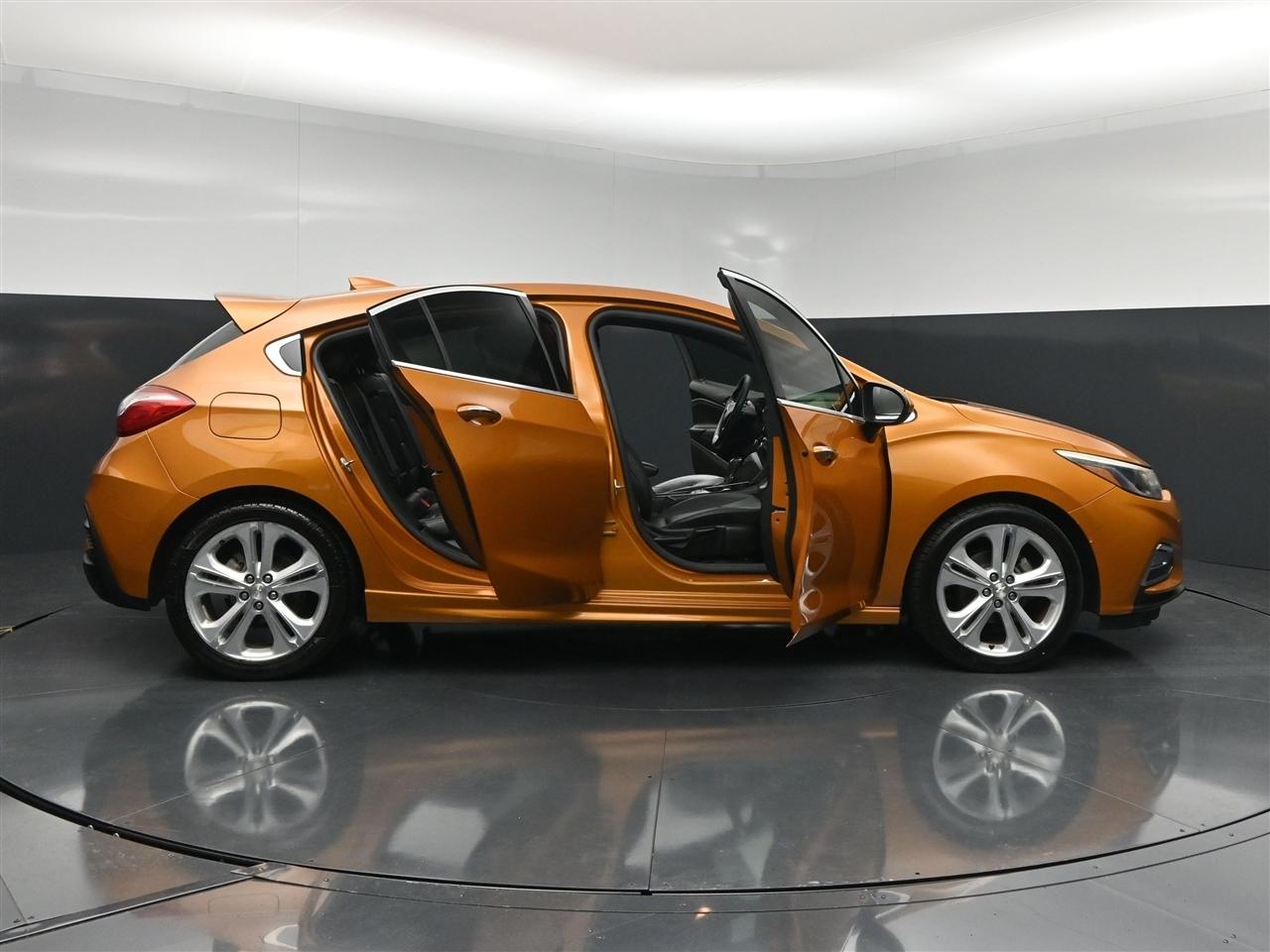 Chevrolet Cruze Premier Hatchback 2017