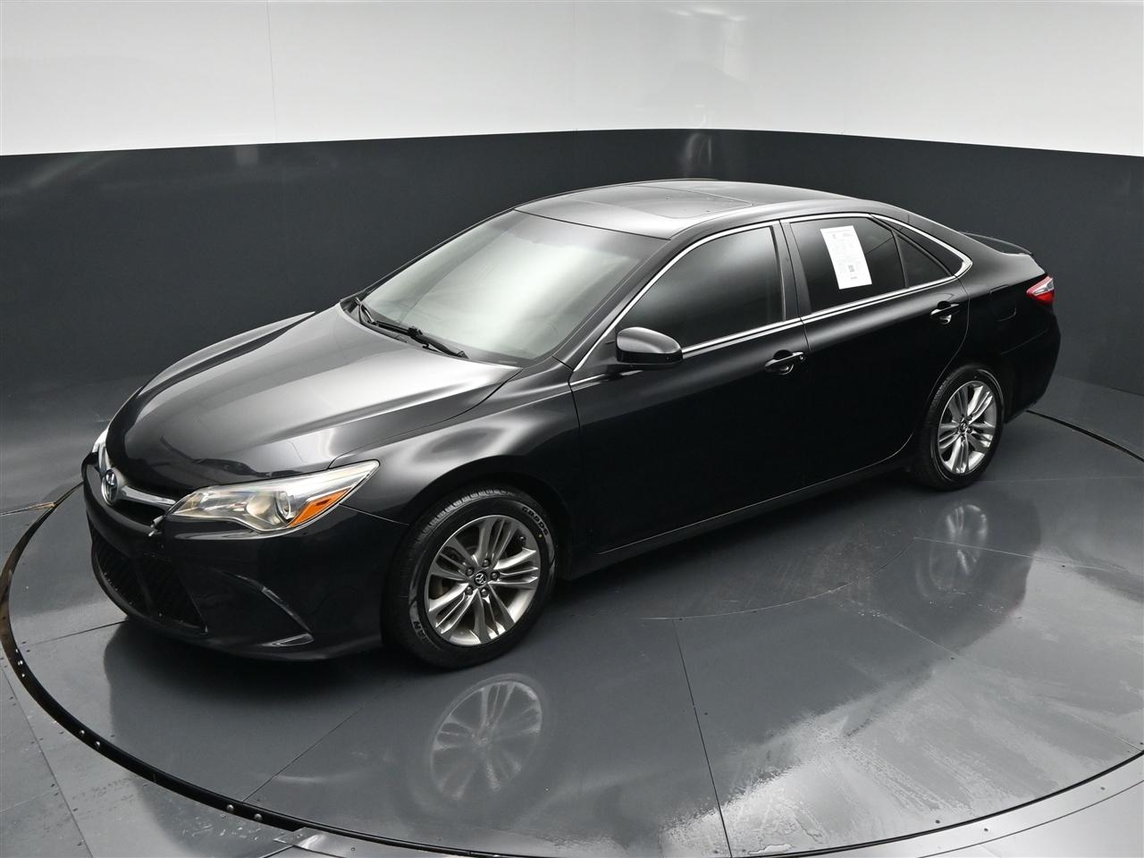 Toyota Camry SE 2017