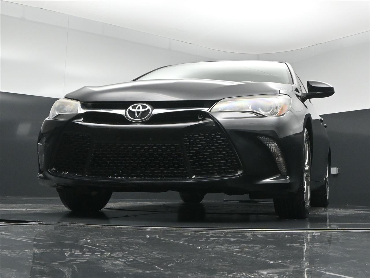Toyota Camry SE 2017