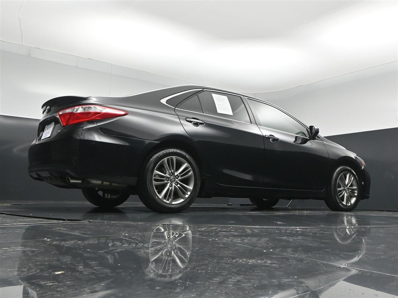 Toyota Camry SE 2017
