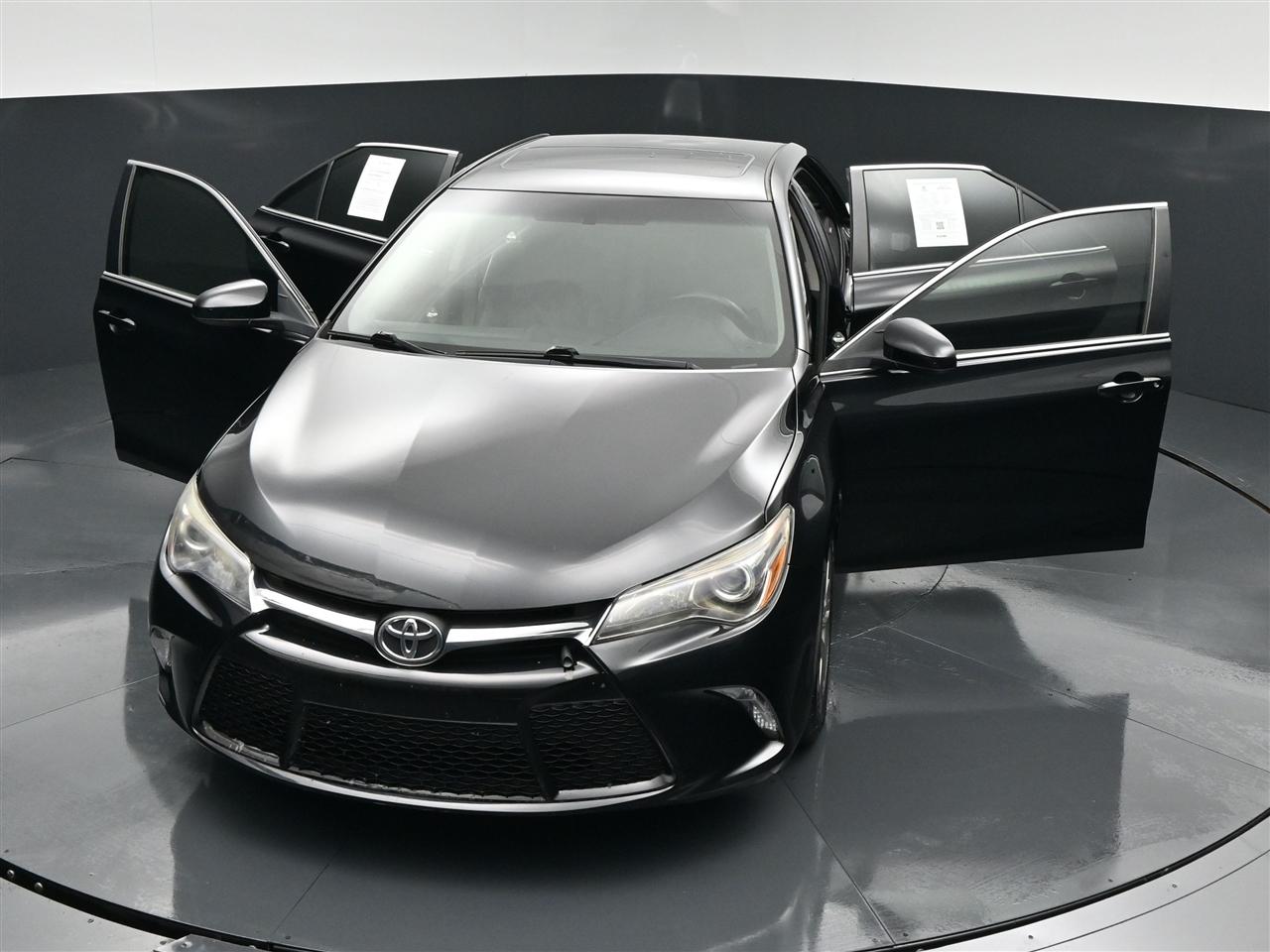Toyota Camry SE 2017