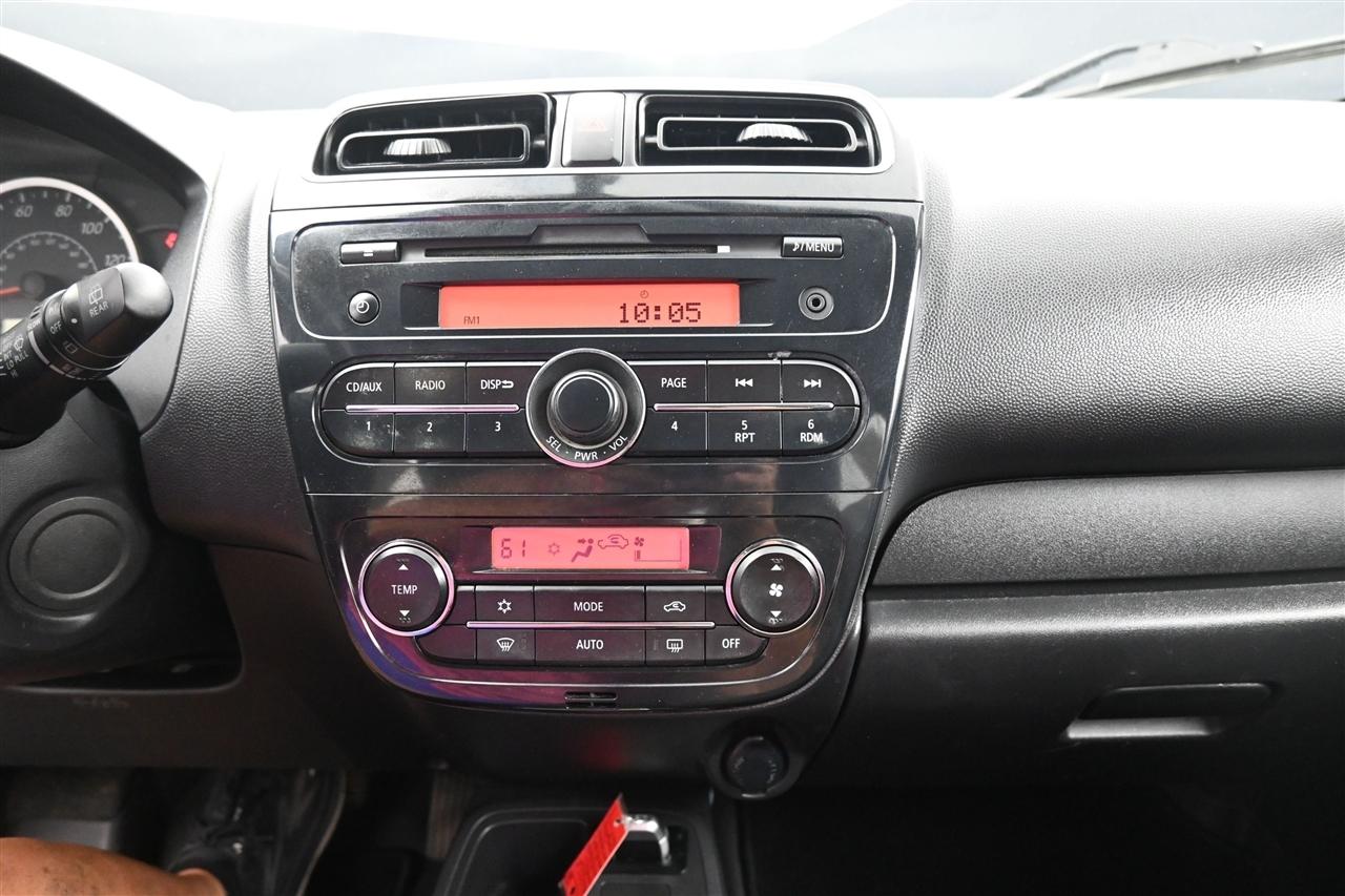 Mitsubishi Mirage DE 2015