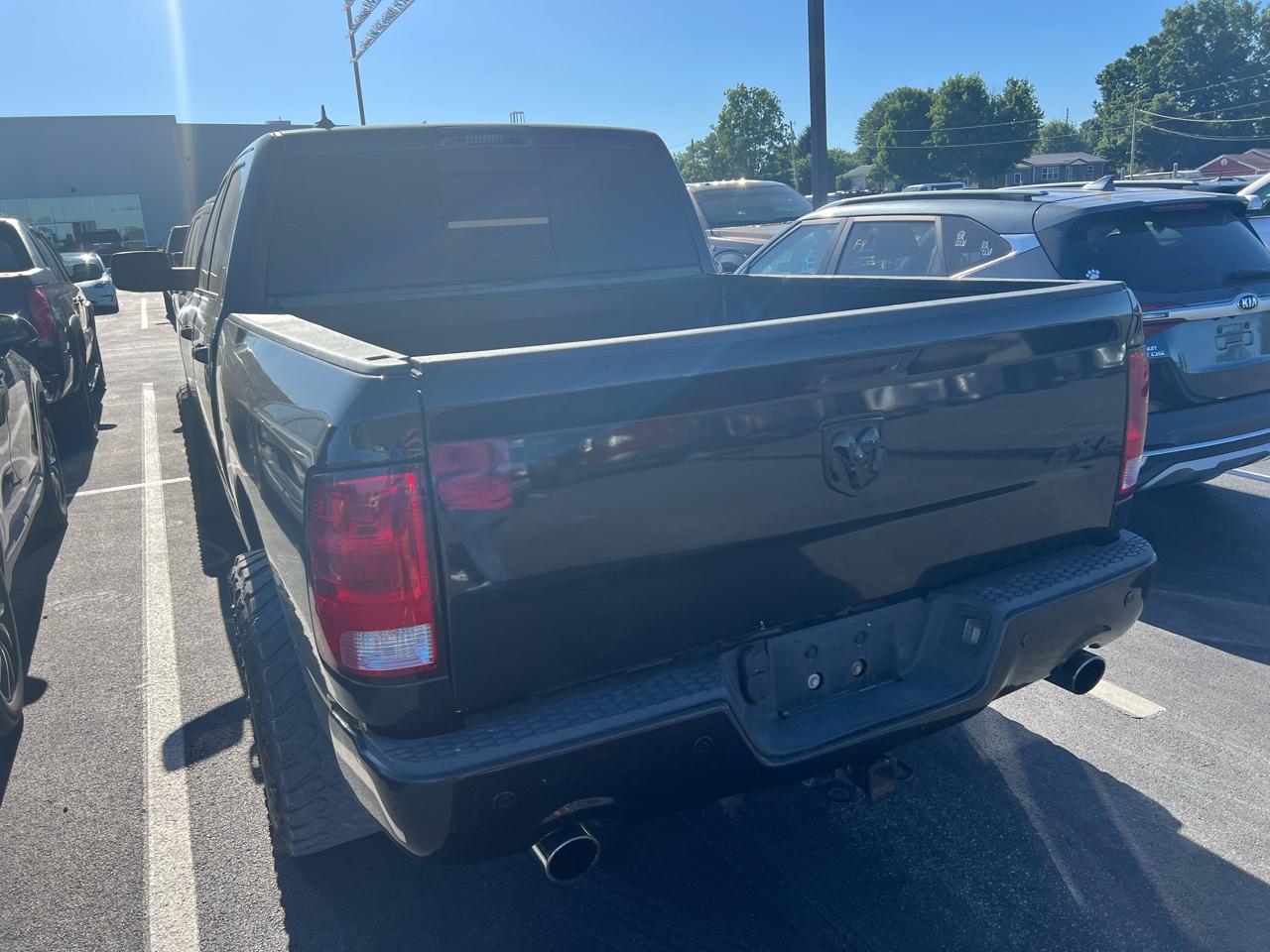 RAM 1500 SLT Crew Cab SWB 4WD 2018