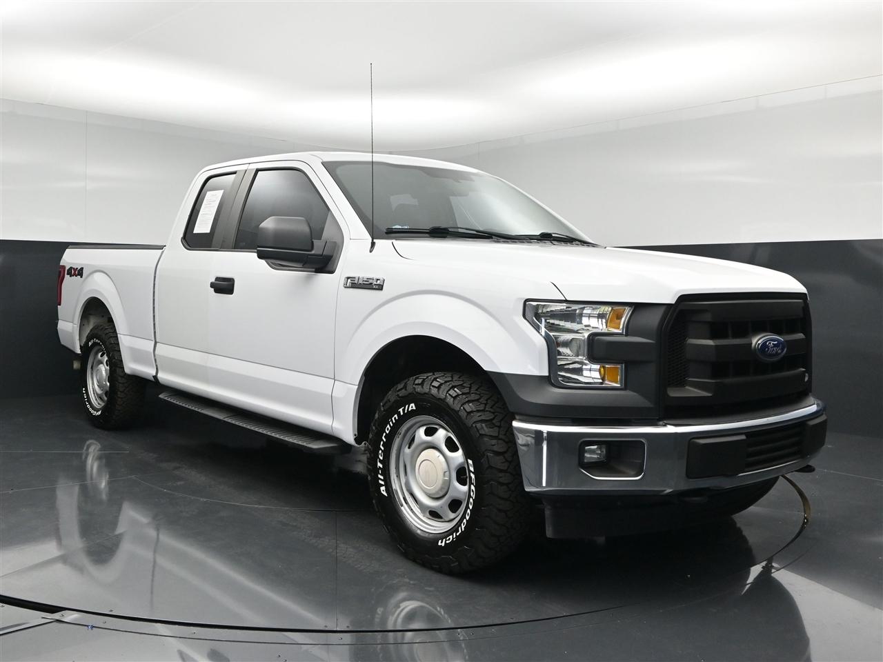 Ford F-150 XL SuperCab 8-ft. Bed 4WD 2017