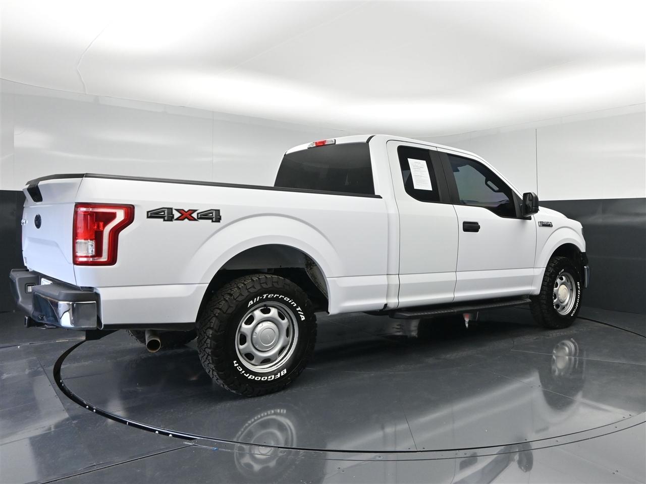 Ford F-150 XL SuperCab 8-ft. Bed 4WD 2017