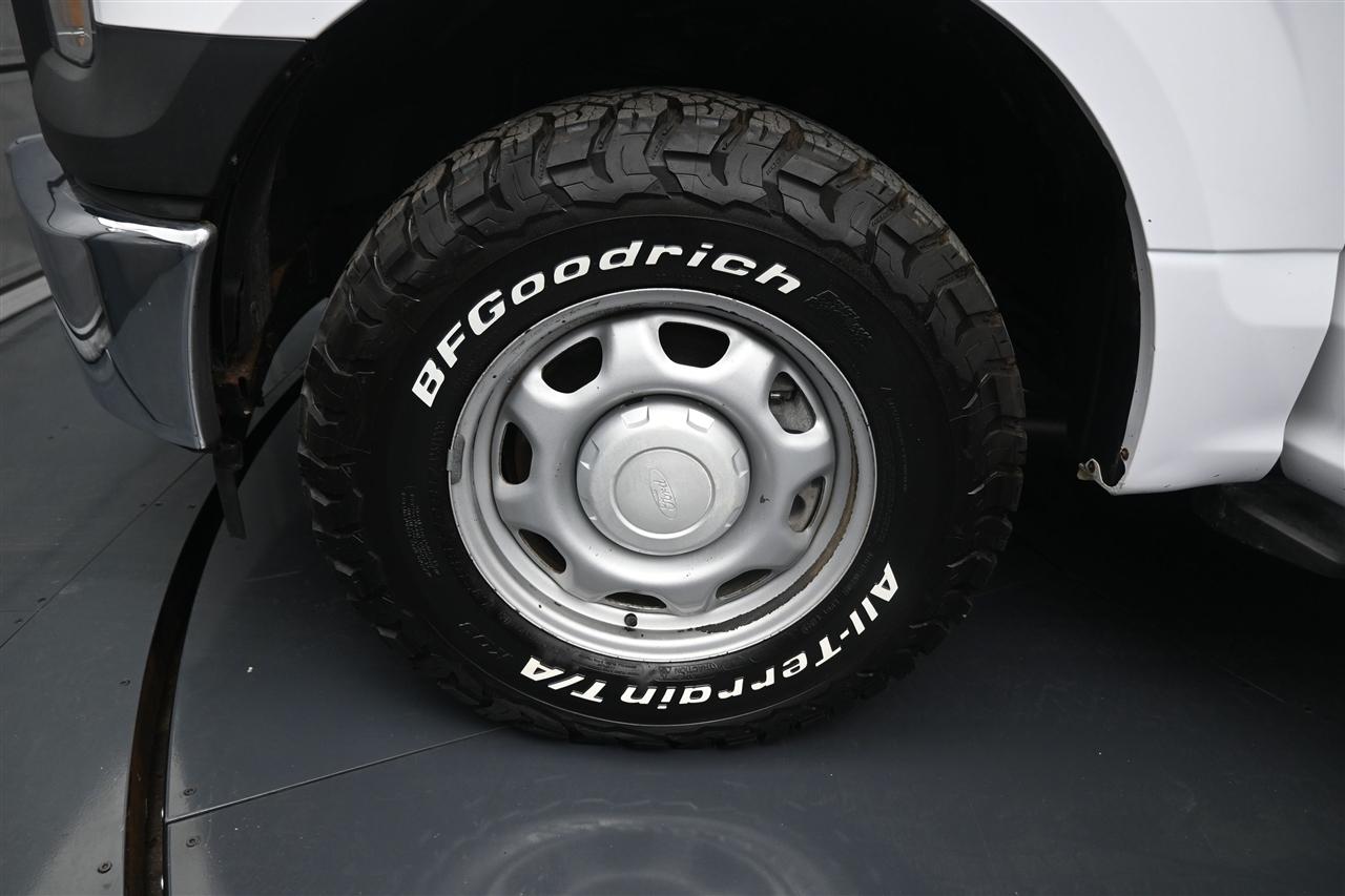 Ford F-150 XL SuperCab 8-ft. Bed 4WD 2017