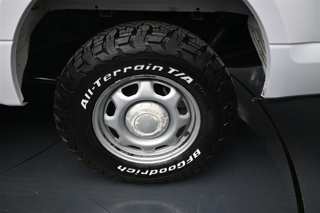 Ford F-150 XL SuperCab 8-ft. Bed 4WD 2017