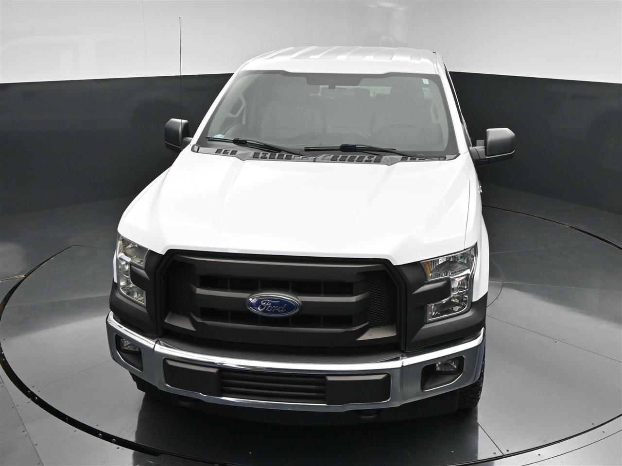 Ford F-150 XL SuperCab 8-ft. Bed 4WD 2017