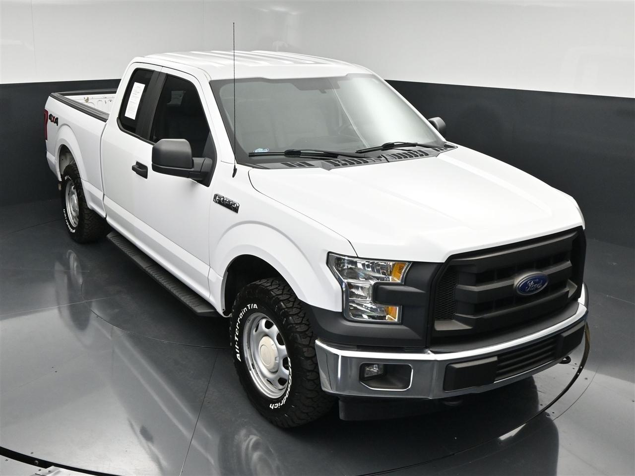 Ford F-150 XL SuperCab 8-ft. Bed 4WD 2017