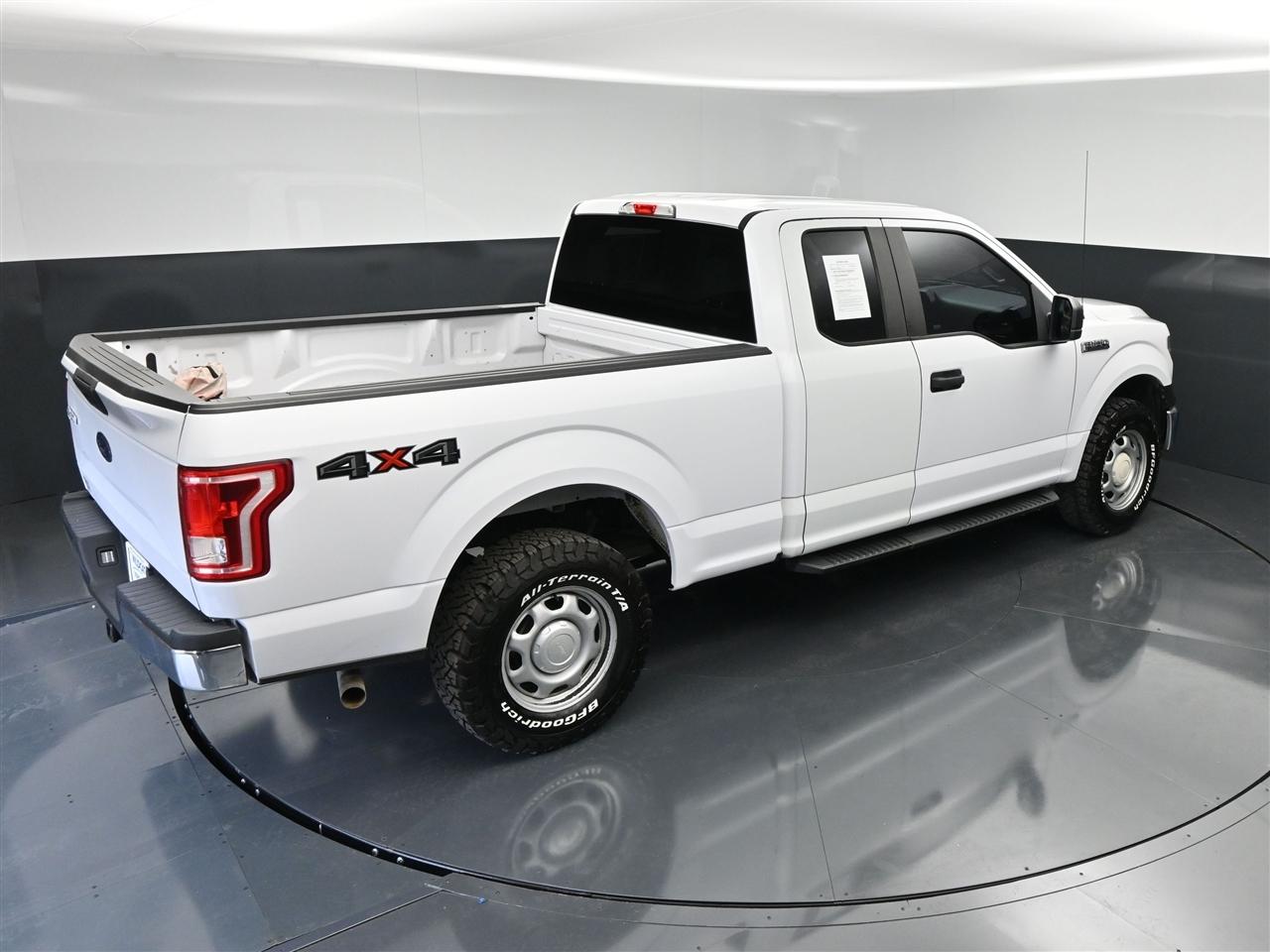 Ford F-150 XL SuperCab 8-ft. Bed 4WD 2017