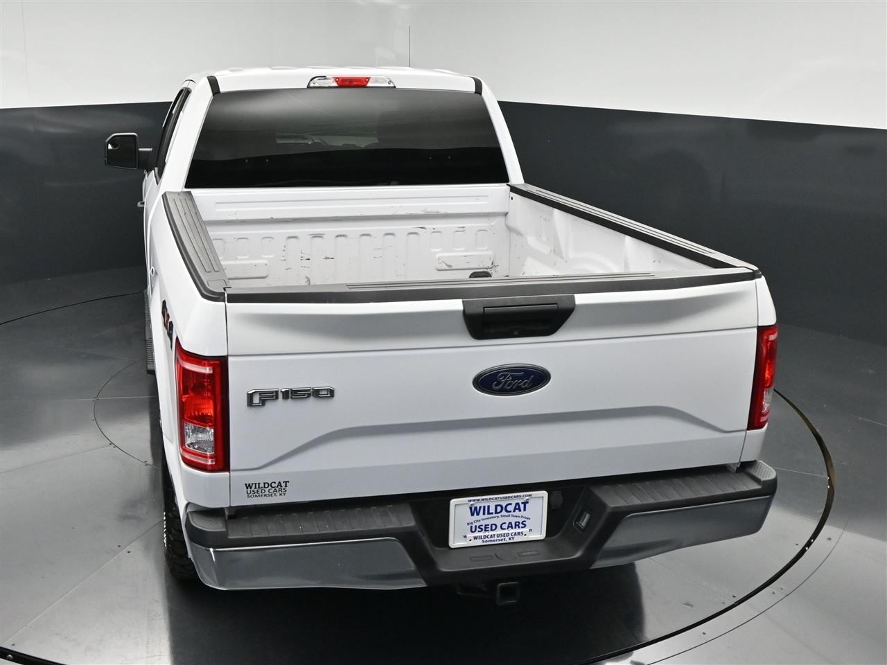 Ford F-150 XL SuperCab 8-ft. Bed 4WD 2017