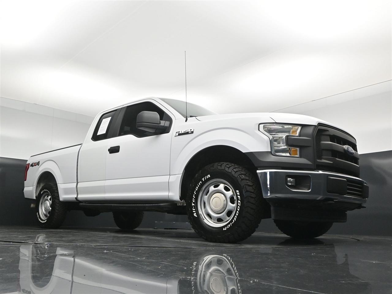 Ford F-150 XL SuperCab 8-ft. Bed 4WD 2017