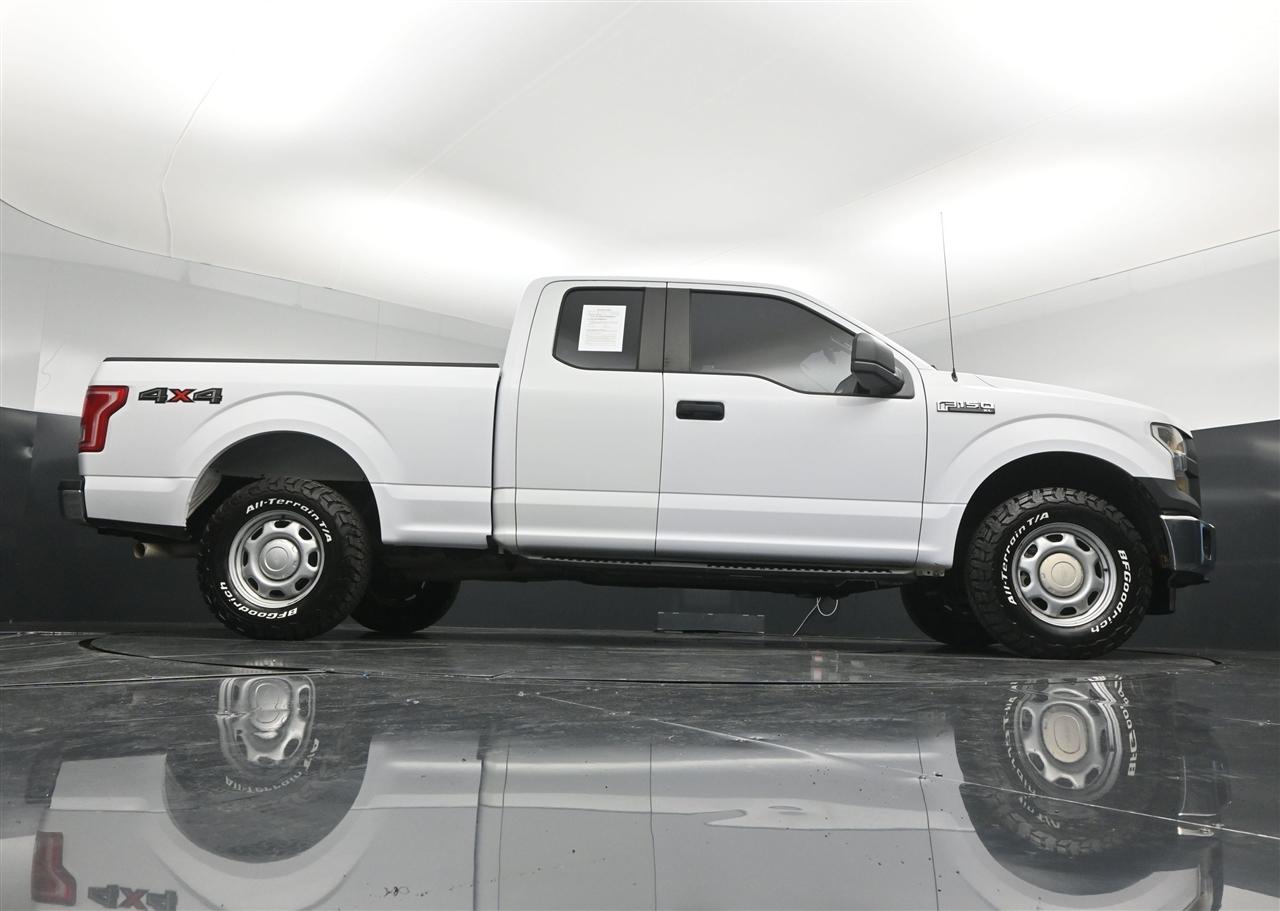 Ford F-150 XL SuperCab 8-ft. Bed 4WD 2017