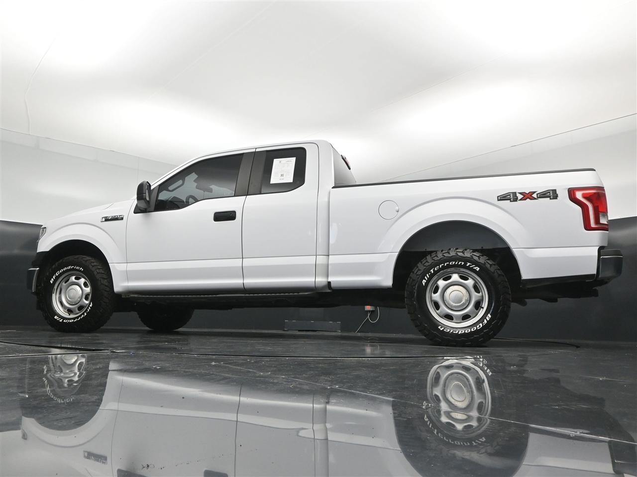 Ford F-150 XL SuperCab 8-ft. Bed 4WD 2017