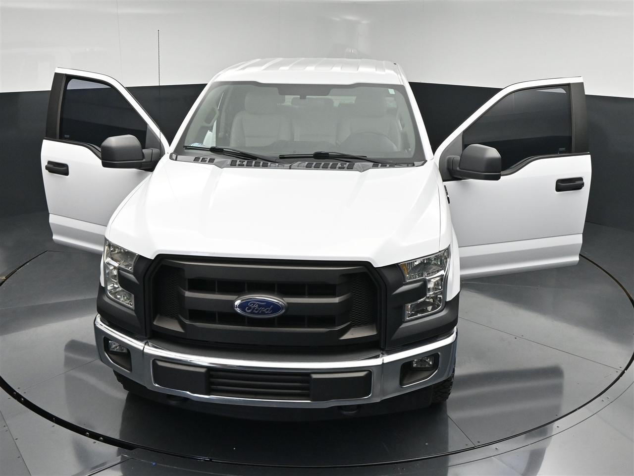 Ford F-150 XL SuperCab 8-ft. Bed 4WD 2017