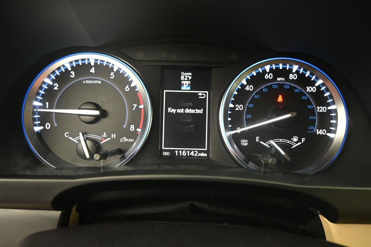 Toyota Highlander Limited AWD V6 2016