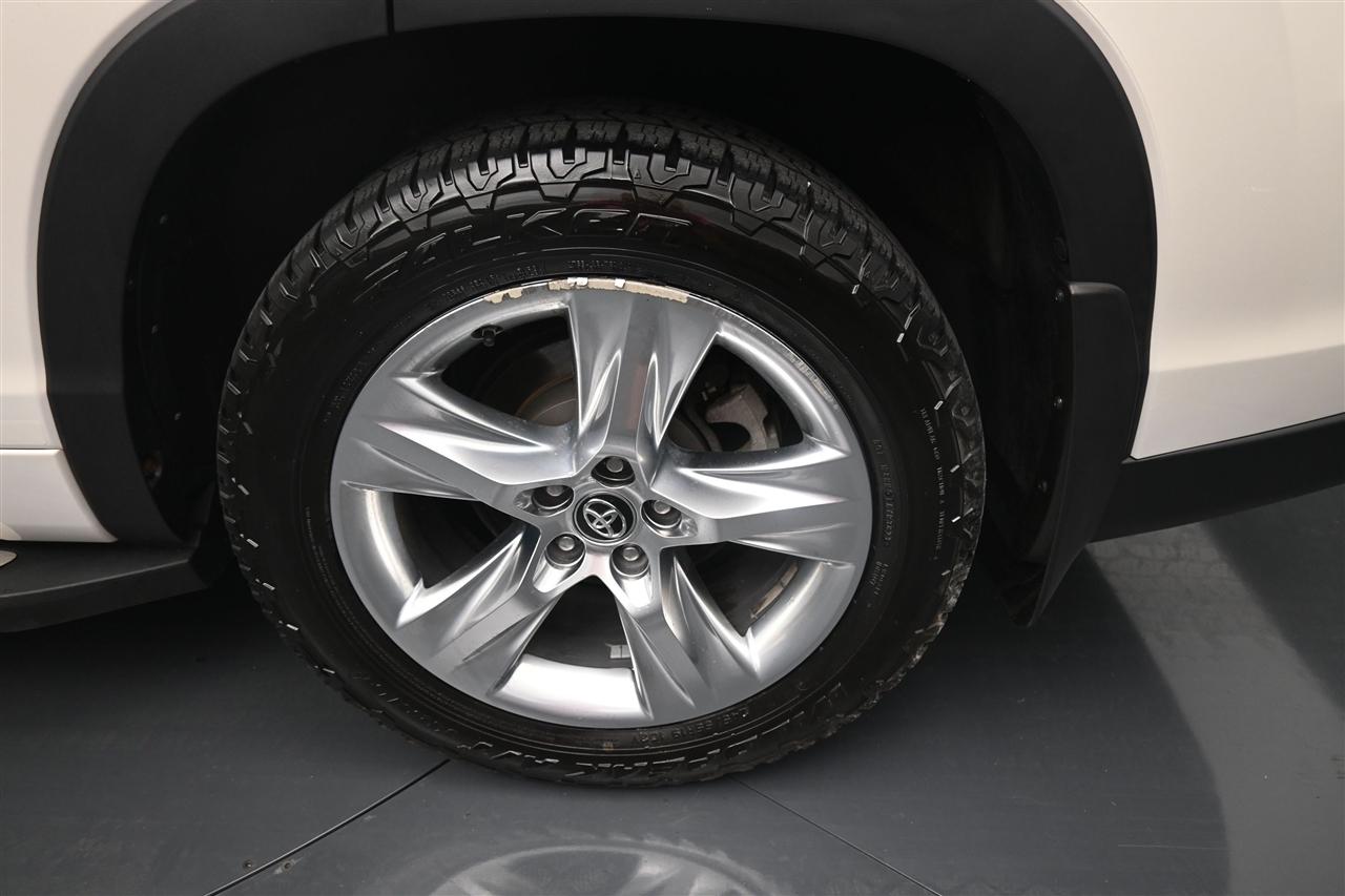 Toyota Highlander Limited AWD V6 2016