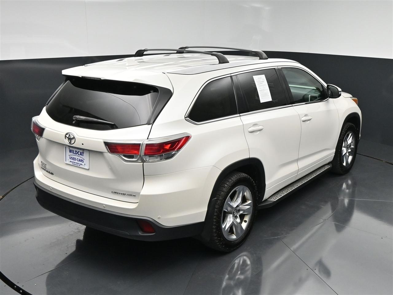 Toyota Highlander Limited AWD V6 2016