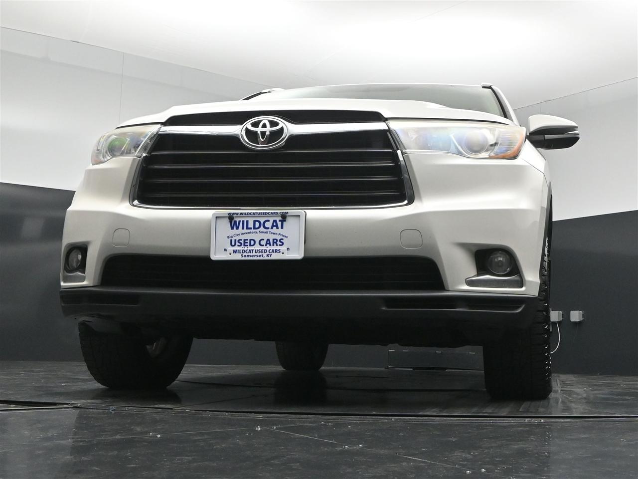 Toyota Highlander Limited AWD V6 2016