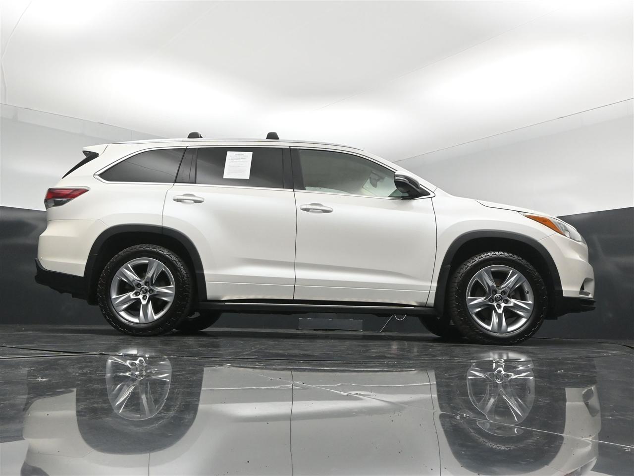 Toyota Highlander Limited AWD V6 2016
