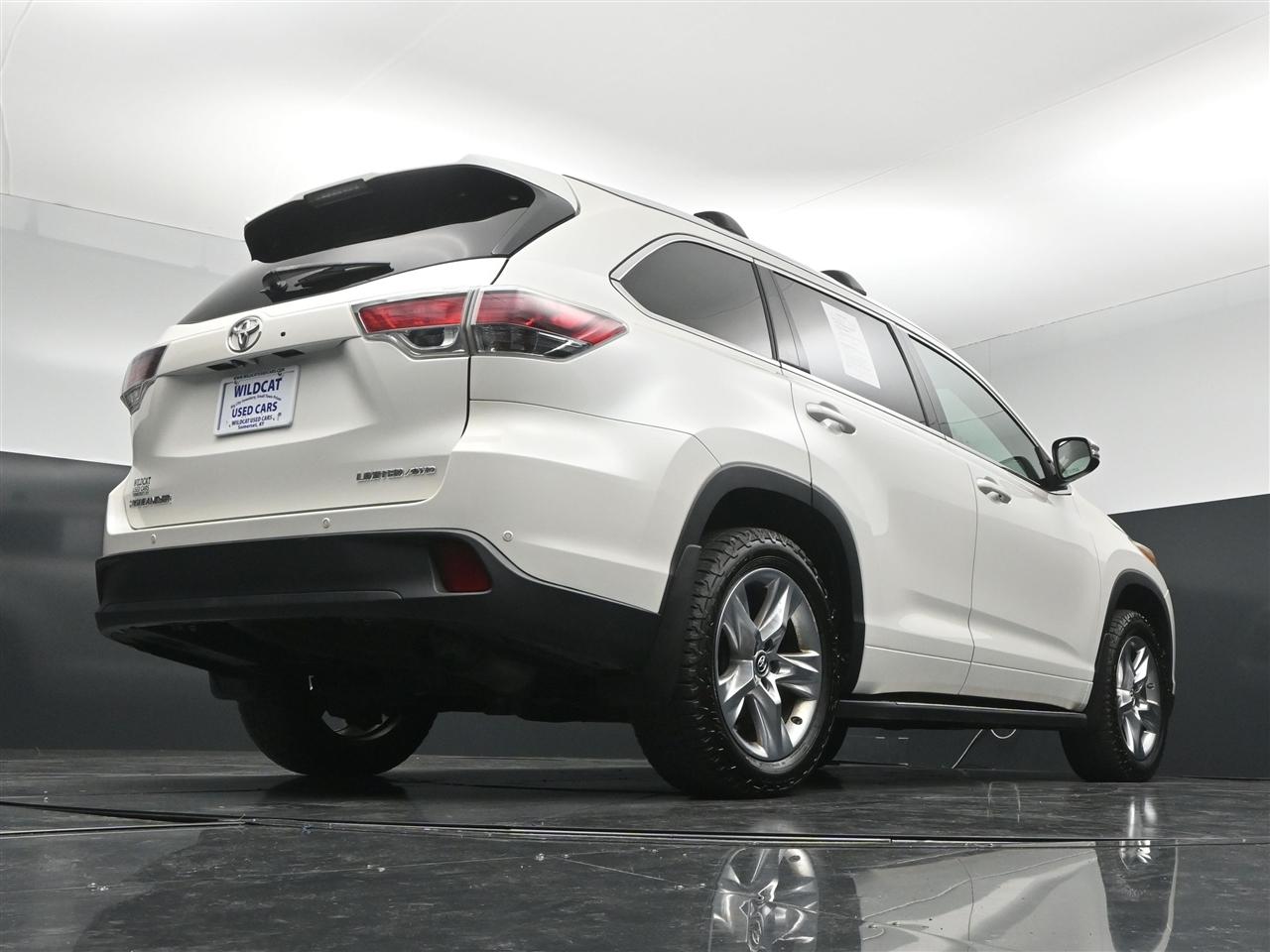 Toyota Highlander Limited AWD V6 2016