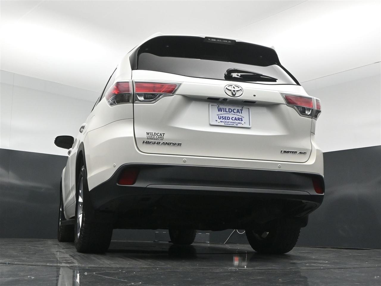 Toyota Highlander Limited AWD V6 2016