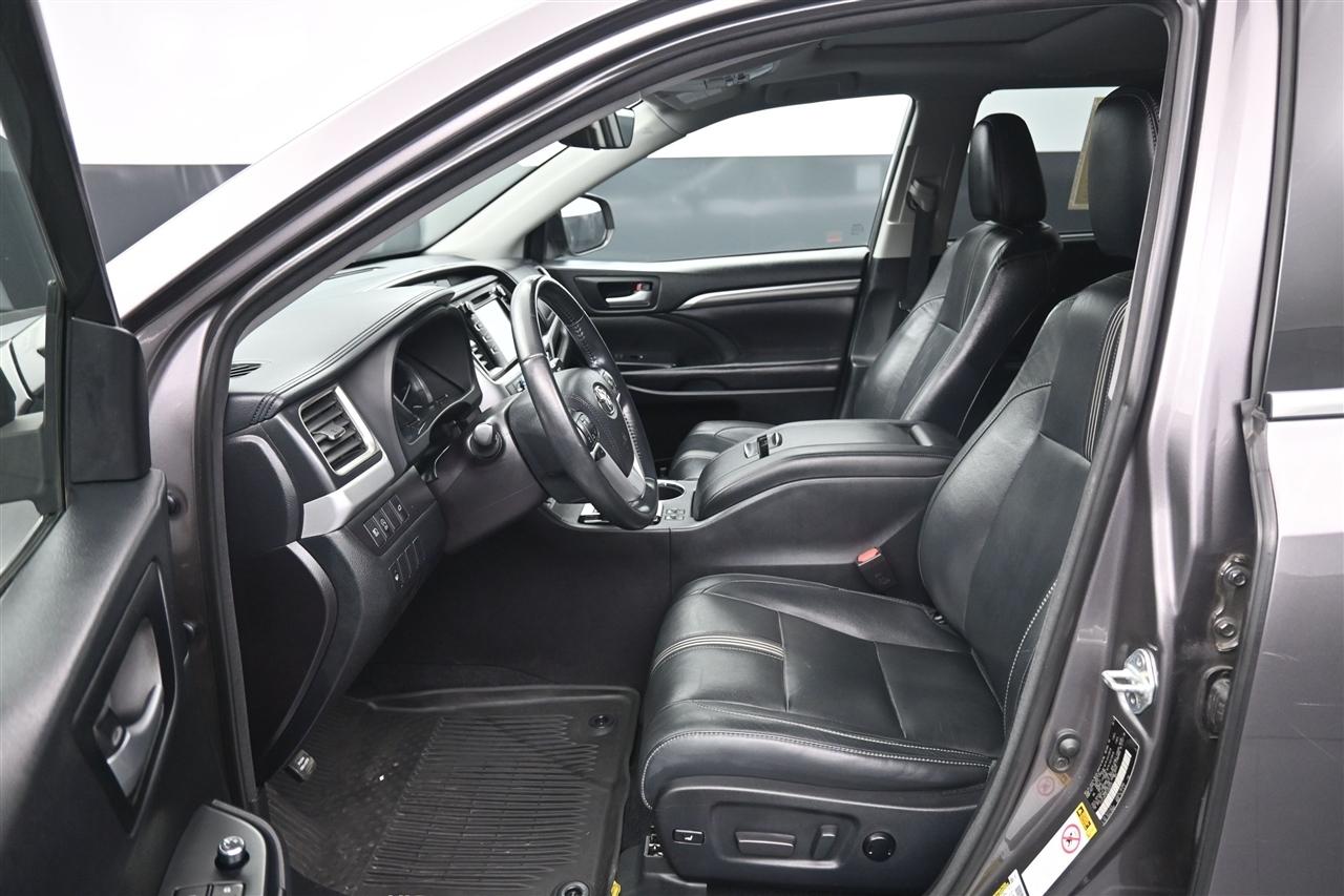 Toyota Highlander XLE AWD V6 2018
