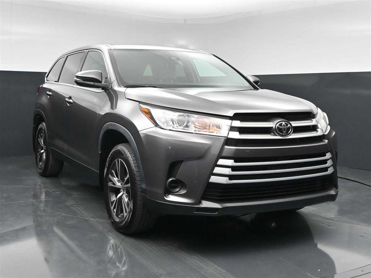 Toyota Highlander LE Plus AWD V6 2019