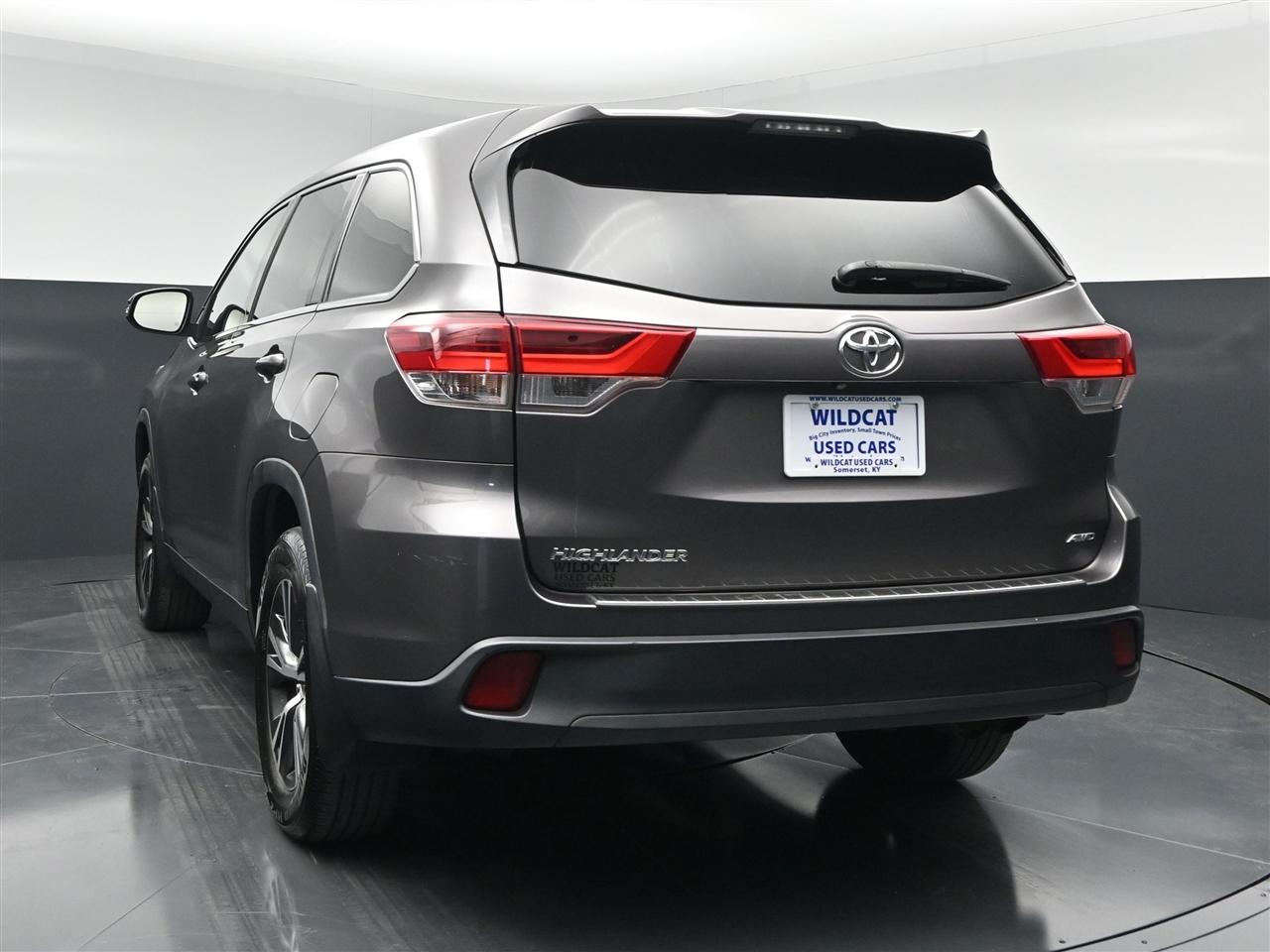 Toyota Highlander LE Plus AWD V6 2019