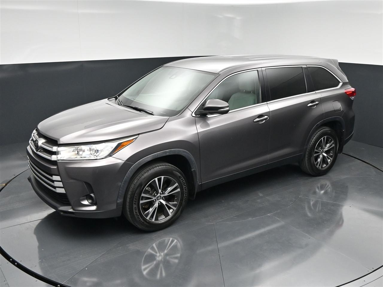 Toyota Highlander LE Plus AWD V6 2019