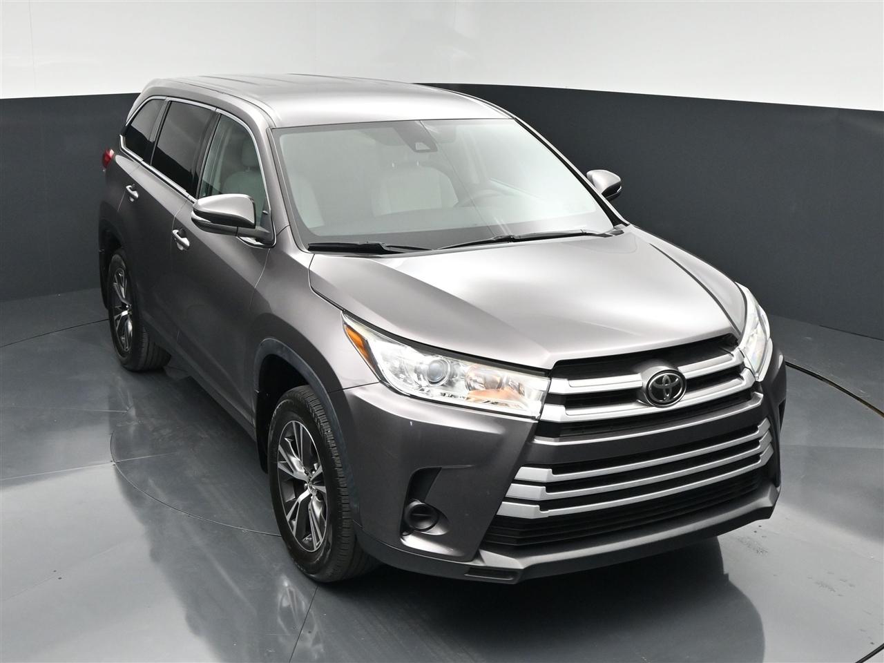 Toyota Highlander LE Plus AWD V6 2019