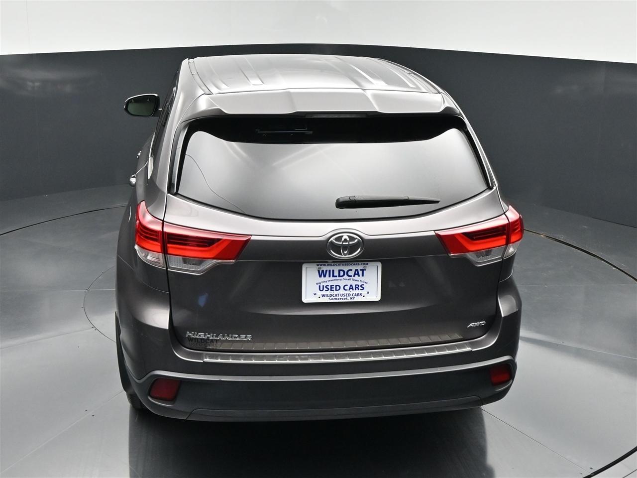 Toyota Highlander LE Plus AWD V6 2019