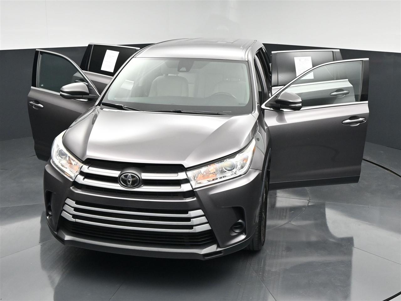 Toyota Highlander LE Plus AWD V6 2019
