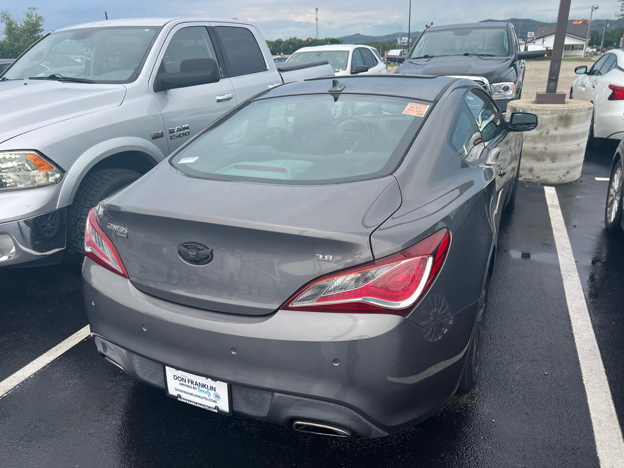 Hyundai Genesis Coupe 3.8 Grand Touring Auto 2013