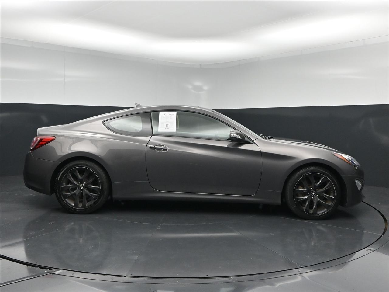 Hyundai Genesis Coupe 3.8 Grand Touring Auto 2013