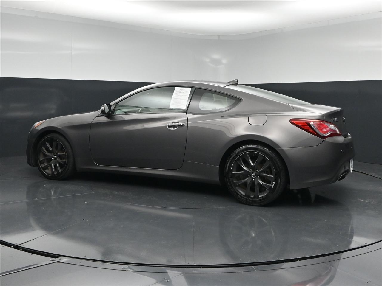Hyundai Genesis Coupe 3.8 Grand Touring Auto 2013