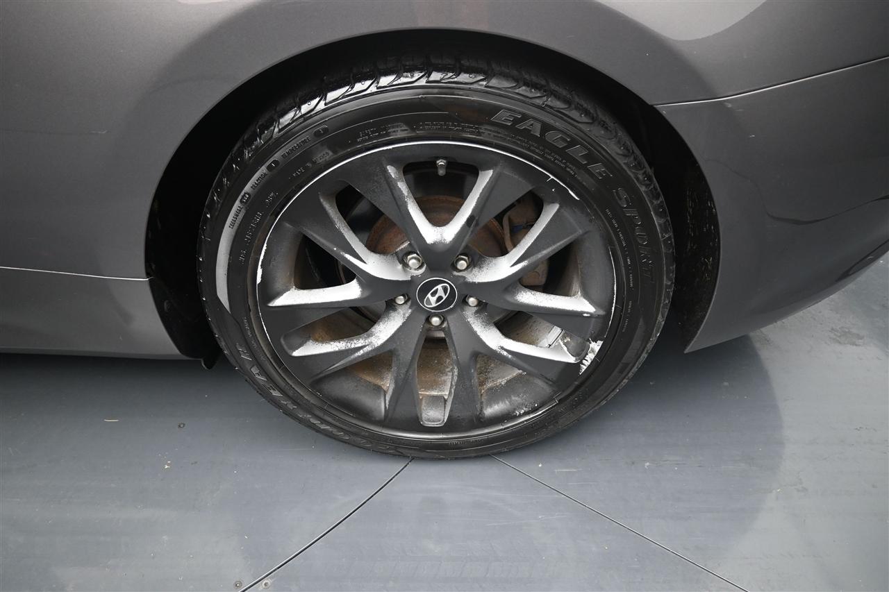 Hyundai Genesis Coupe 3.8 Grand Touring Auto 2013