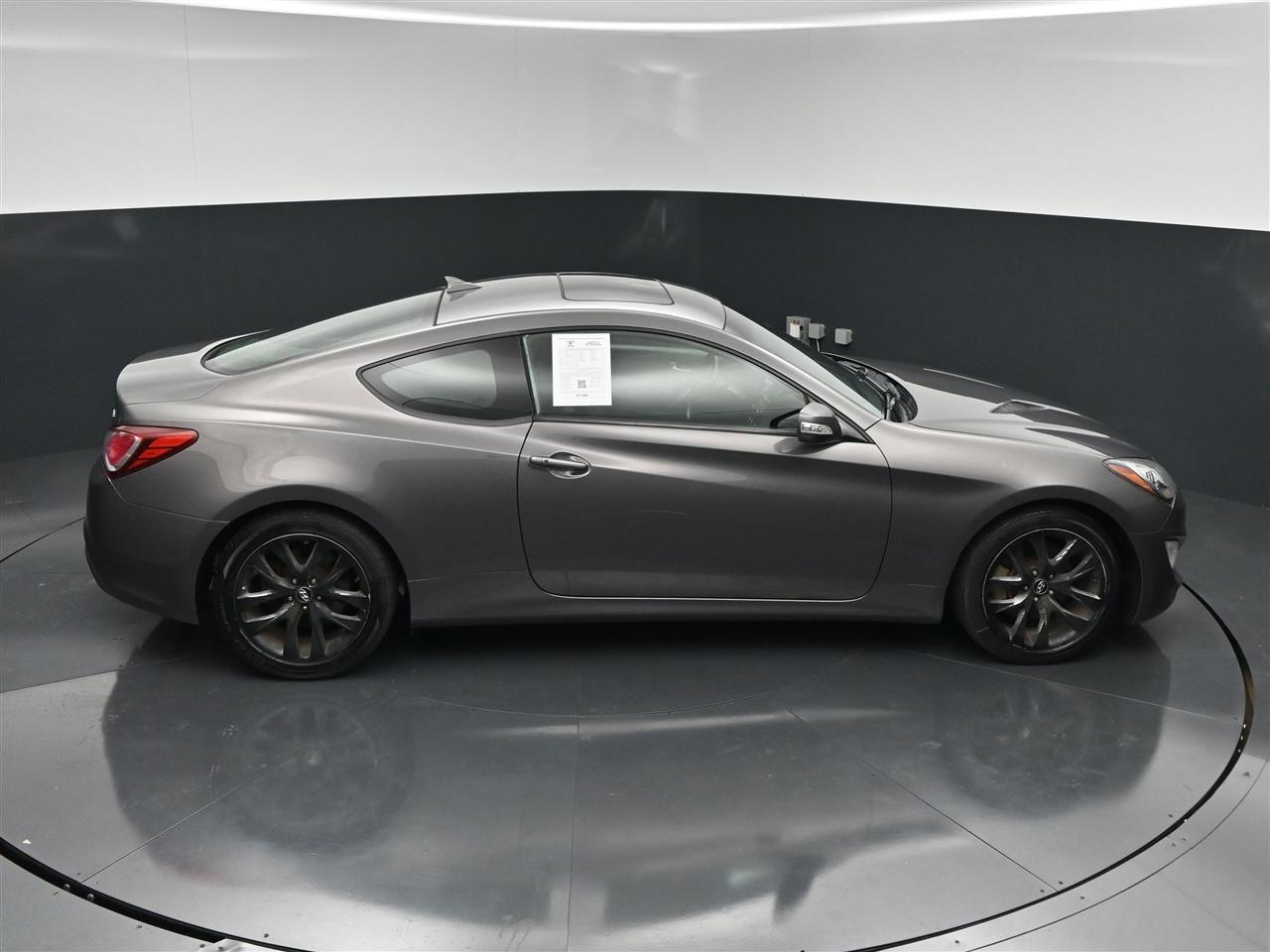 Hyundai Genesis Coupe 3.8 Grand Touring Auto 2013
