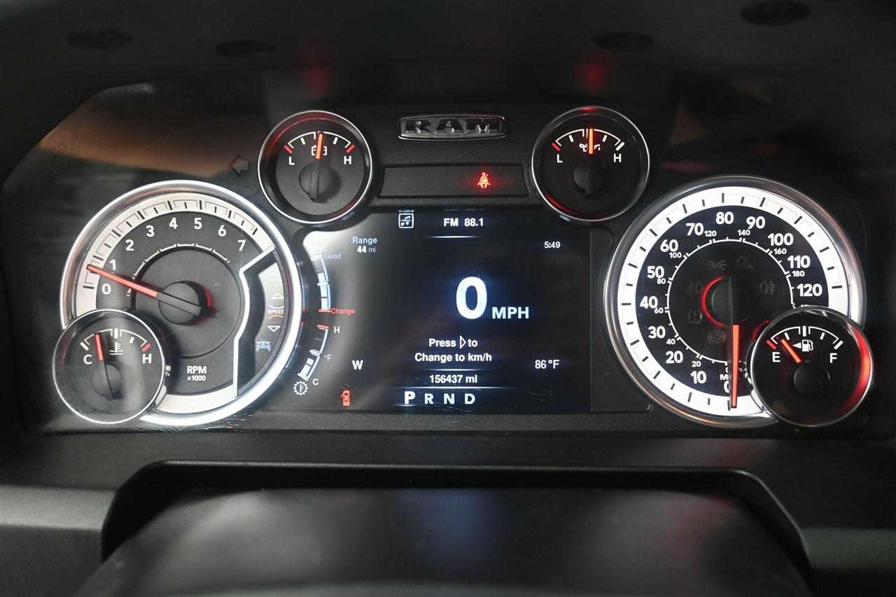 RAM 1500 SLT Crew Cab SWB 4WD 2013