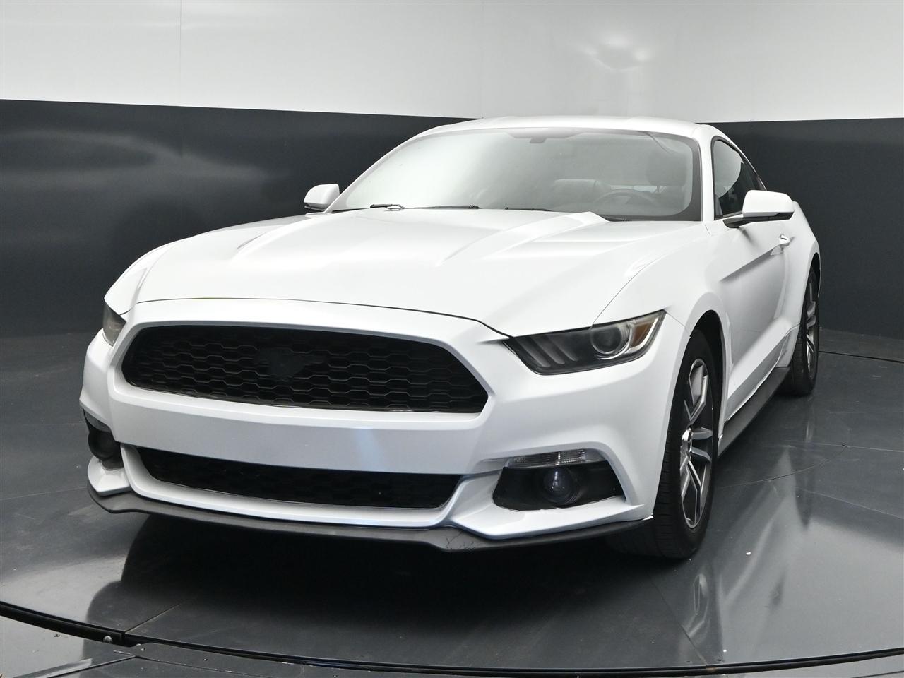 Ford Mustang EcoBoost Coupe 2016