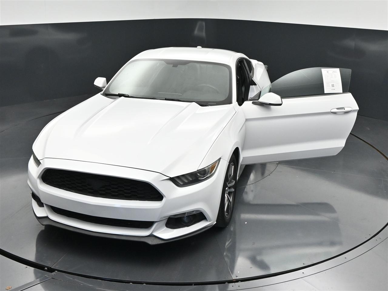 Ford Mustang EcoBoost Coupe 2016