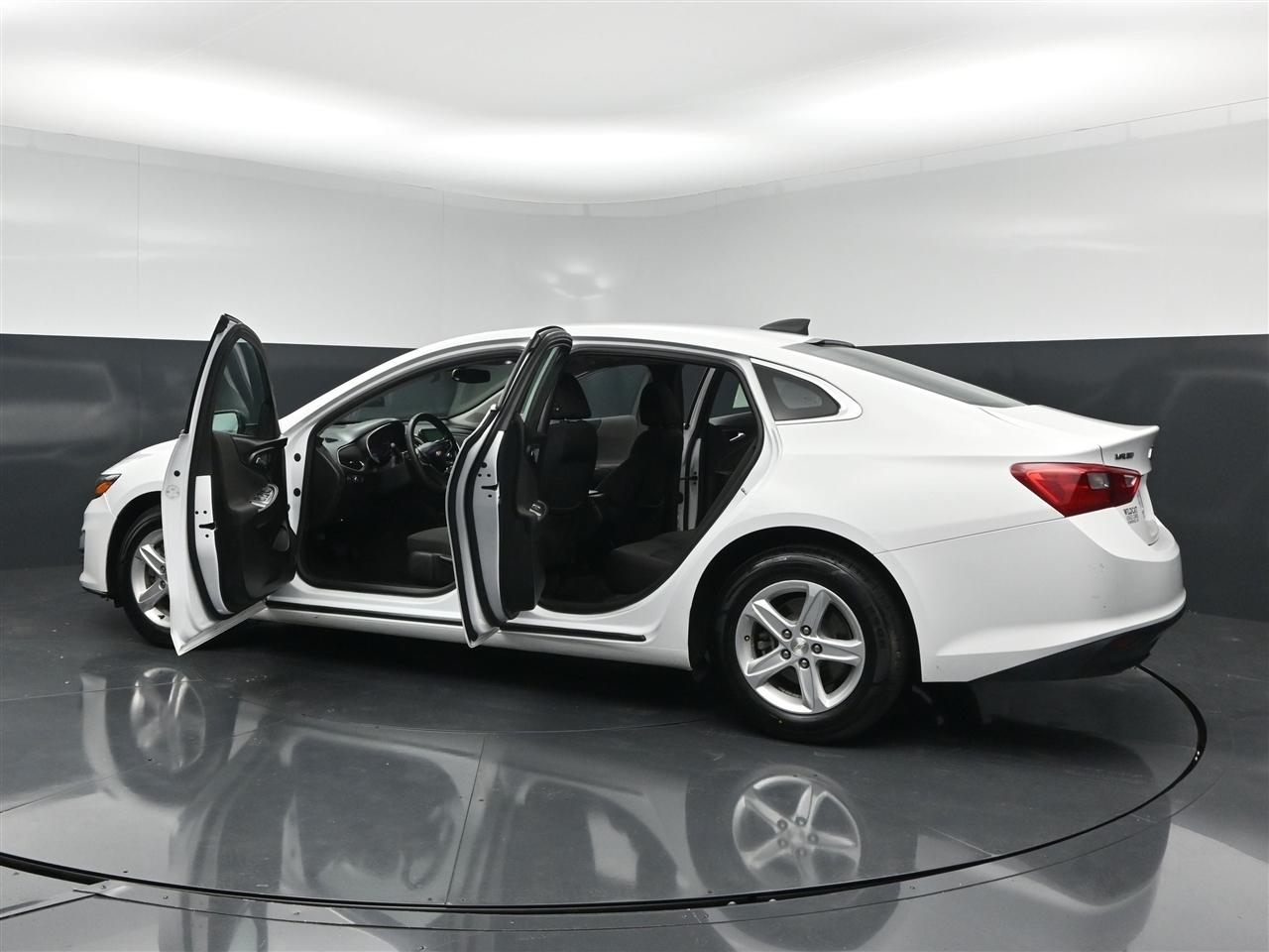 Chevrolet Malibu LS 2020