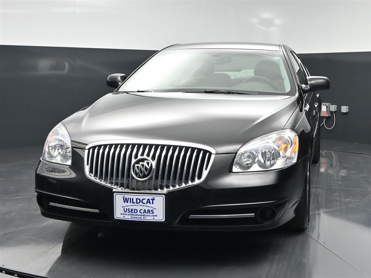 Buick Lucerne CXL 2011