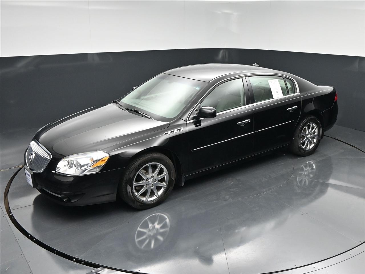 Buick Lucerne CXL 2011