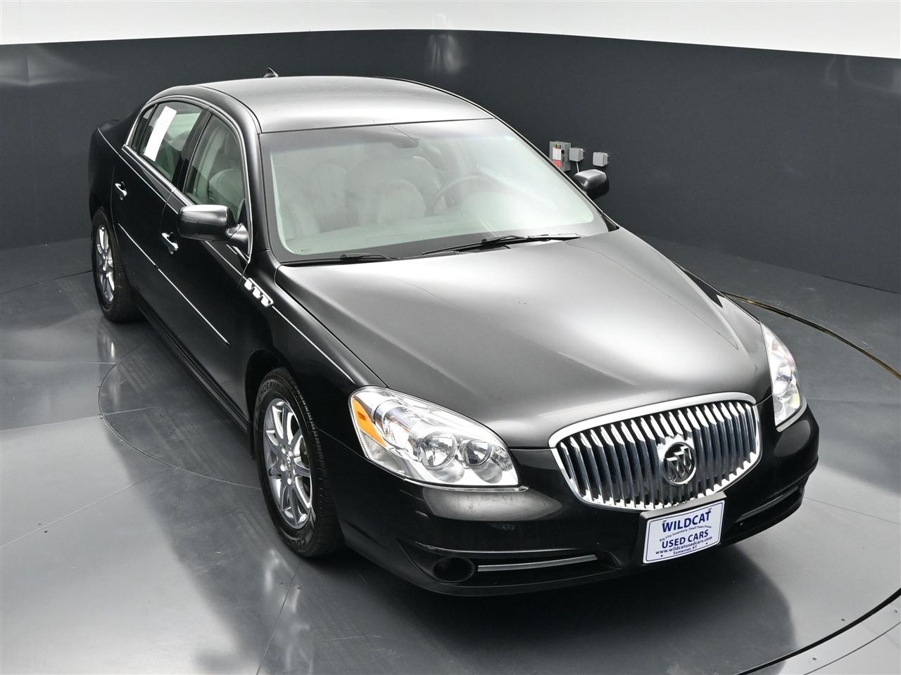 Buick Lucerne CXL 2011
