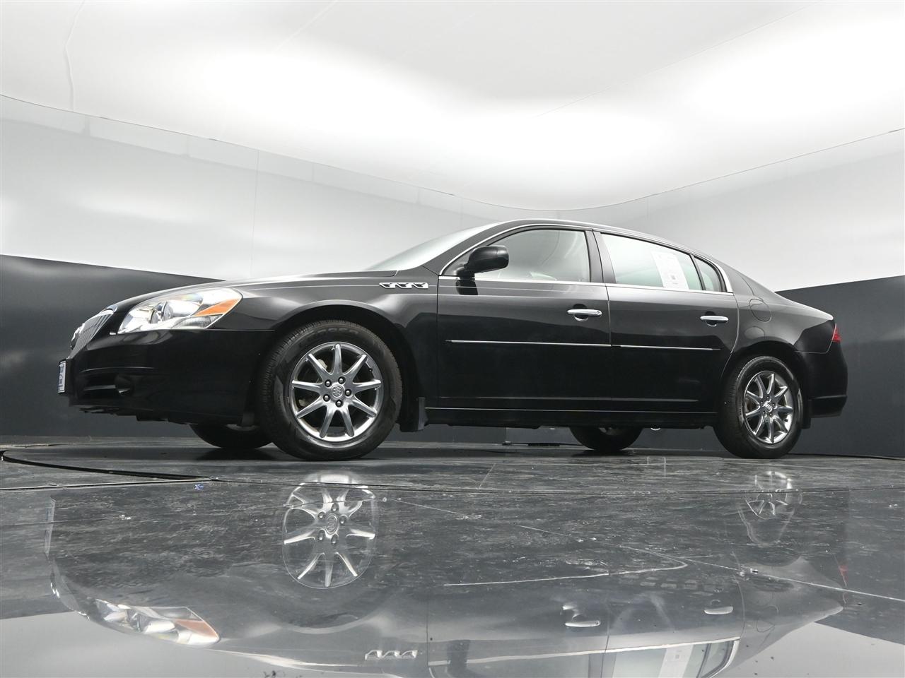 Buick Lucerne CXL 2011