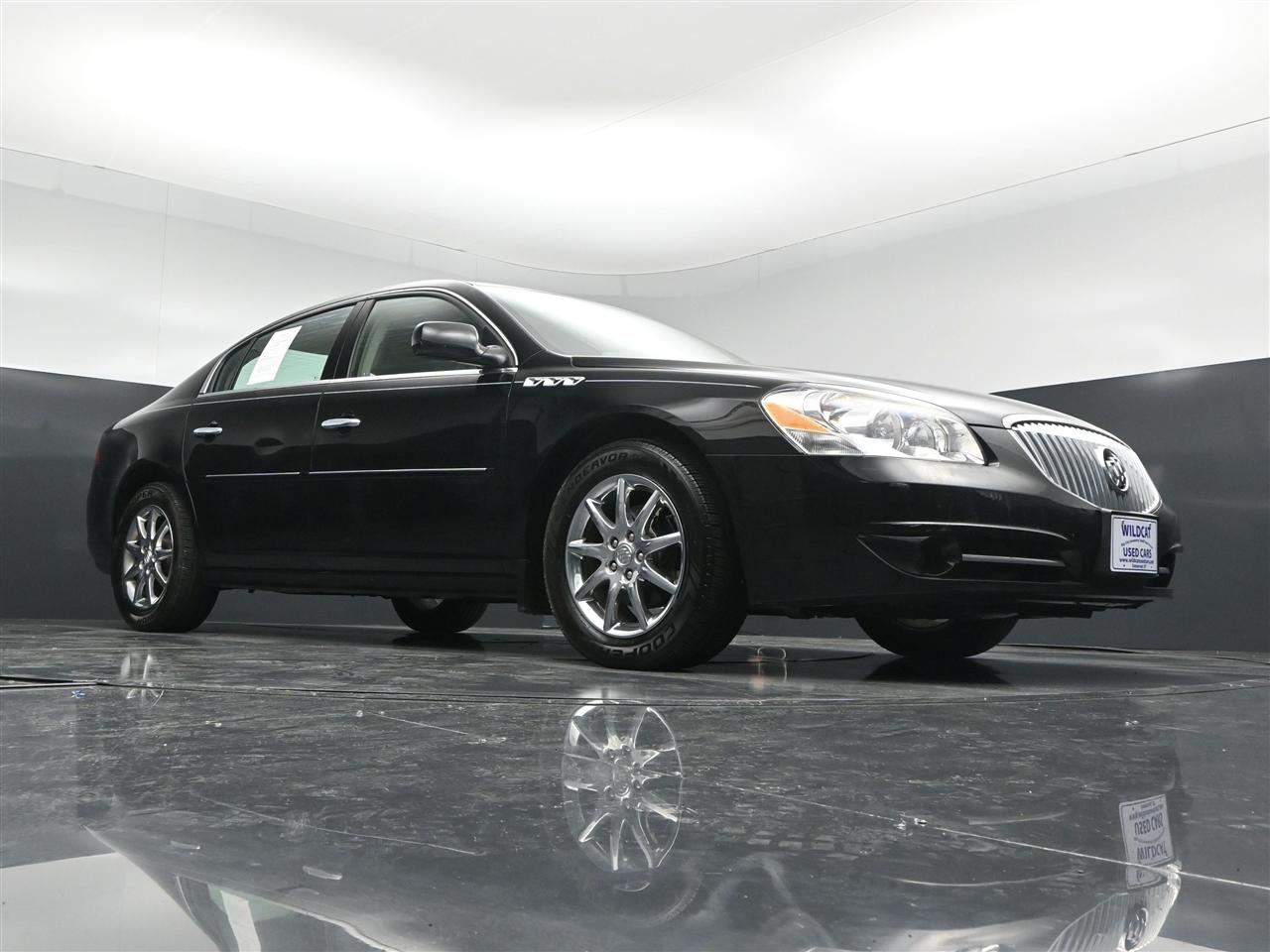 Buick Lucerne CXL 2011