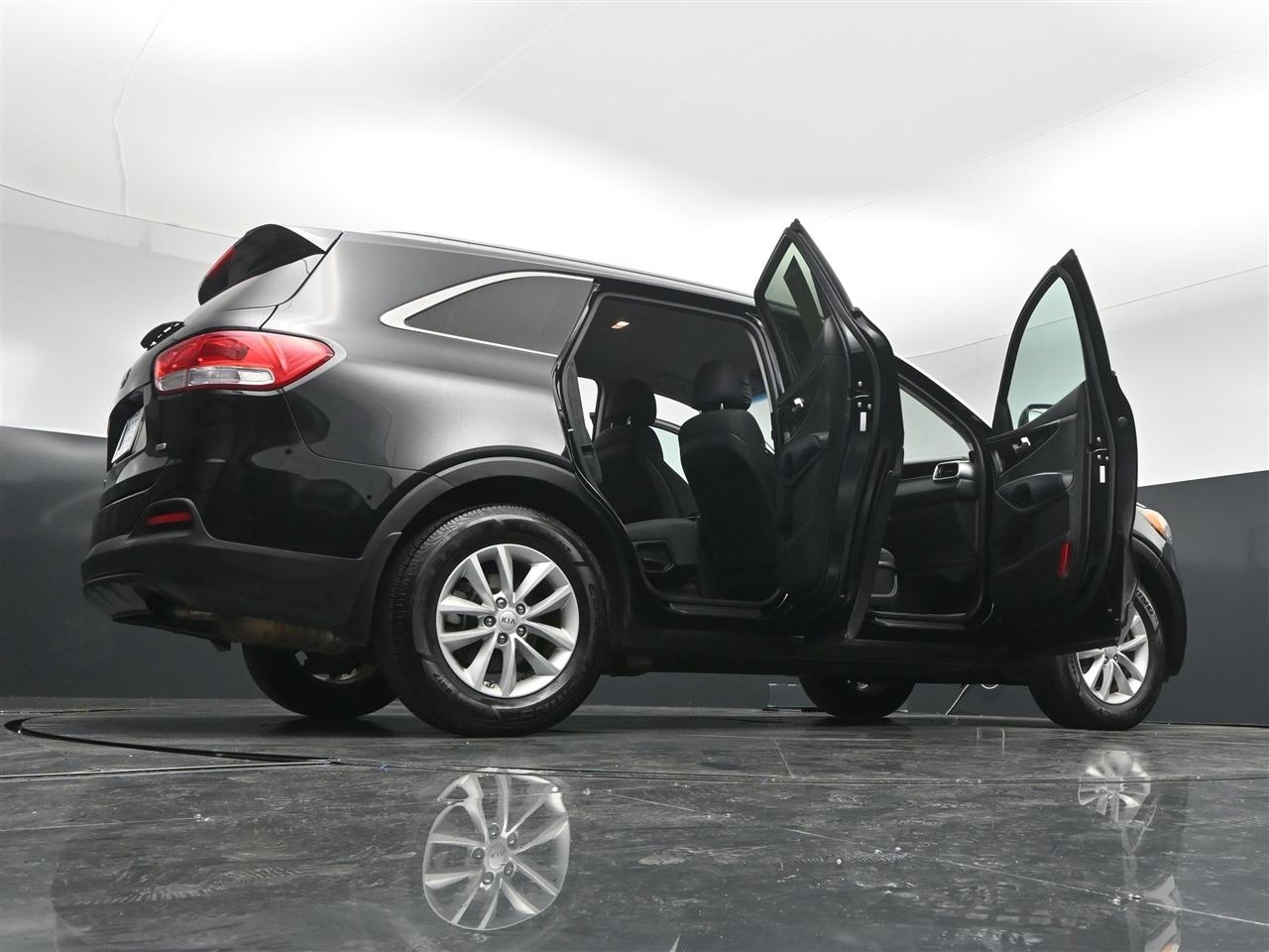 Kia Sorento LX 2WD 2017