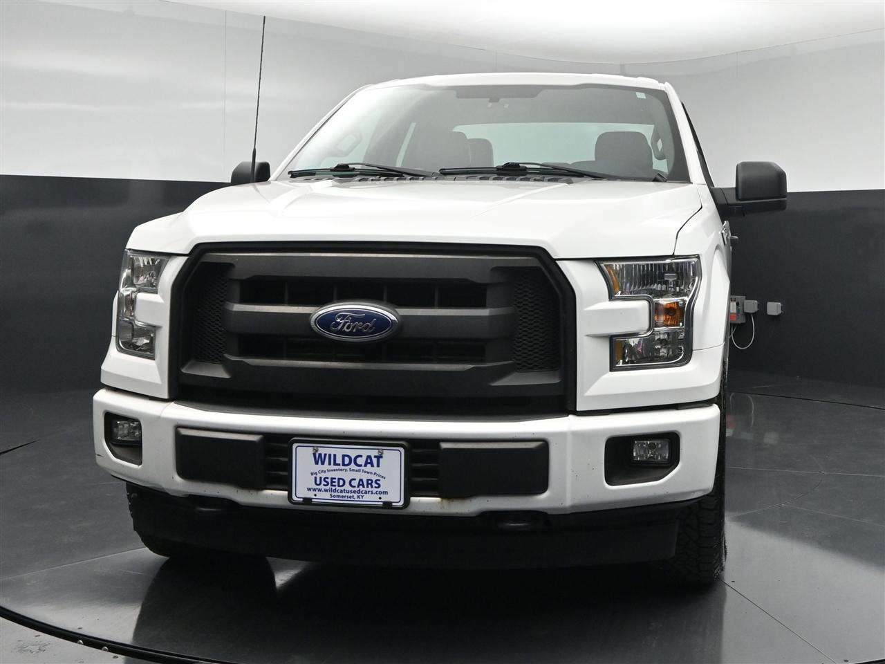 Ford F-150 XL SuperCab 8-ft. Bed 4WD 2017